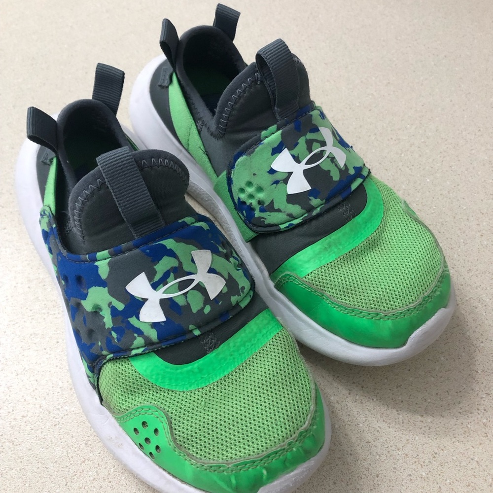 Boys Under Armour Shoes 1Y